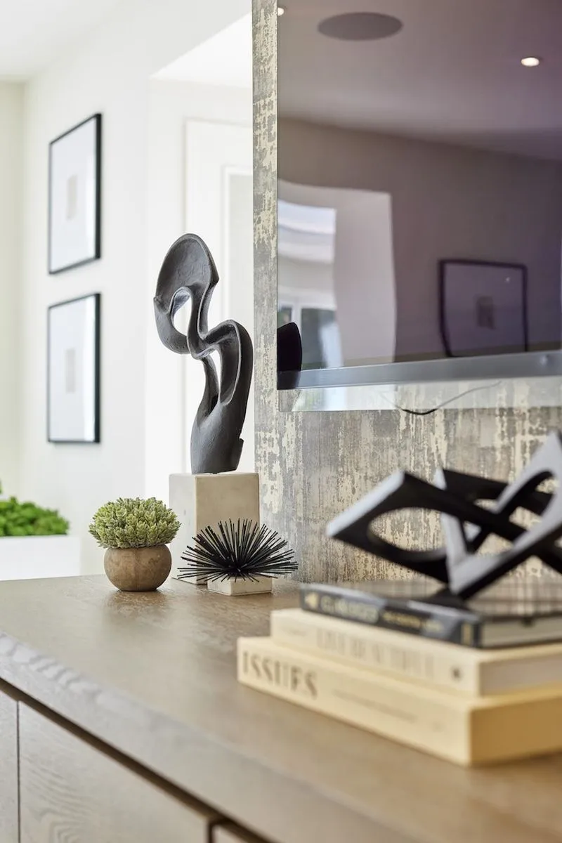Bowdon Contemporary Home — interior detail 7