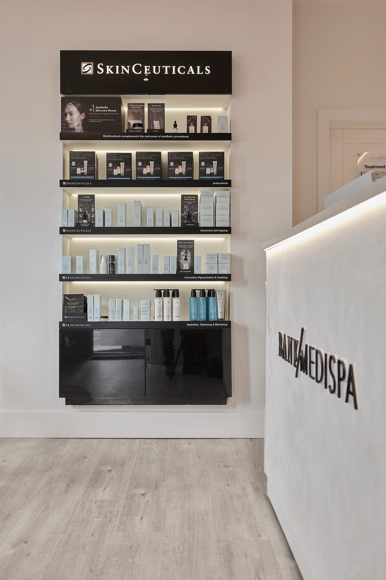 Built-in shelves, Bank Medi Spa, Hale, Cheshire